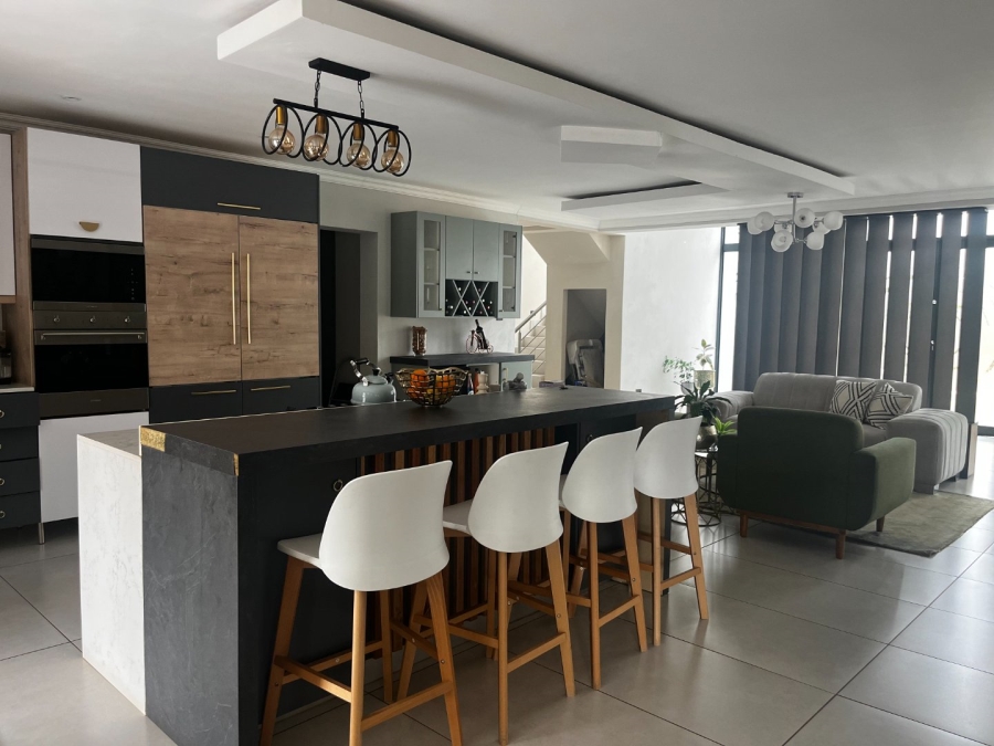 To Let 6 Bedroom Property for Rent in Seasons Lifestyle Estate North West